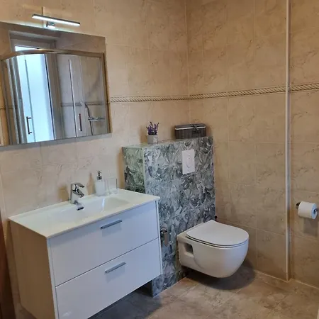 Apartment Luxurious And Cosy Brick - Free Private Parking *